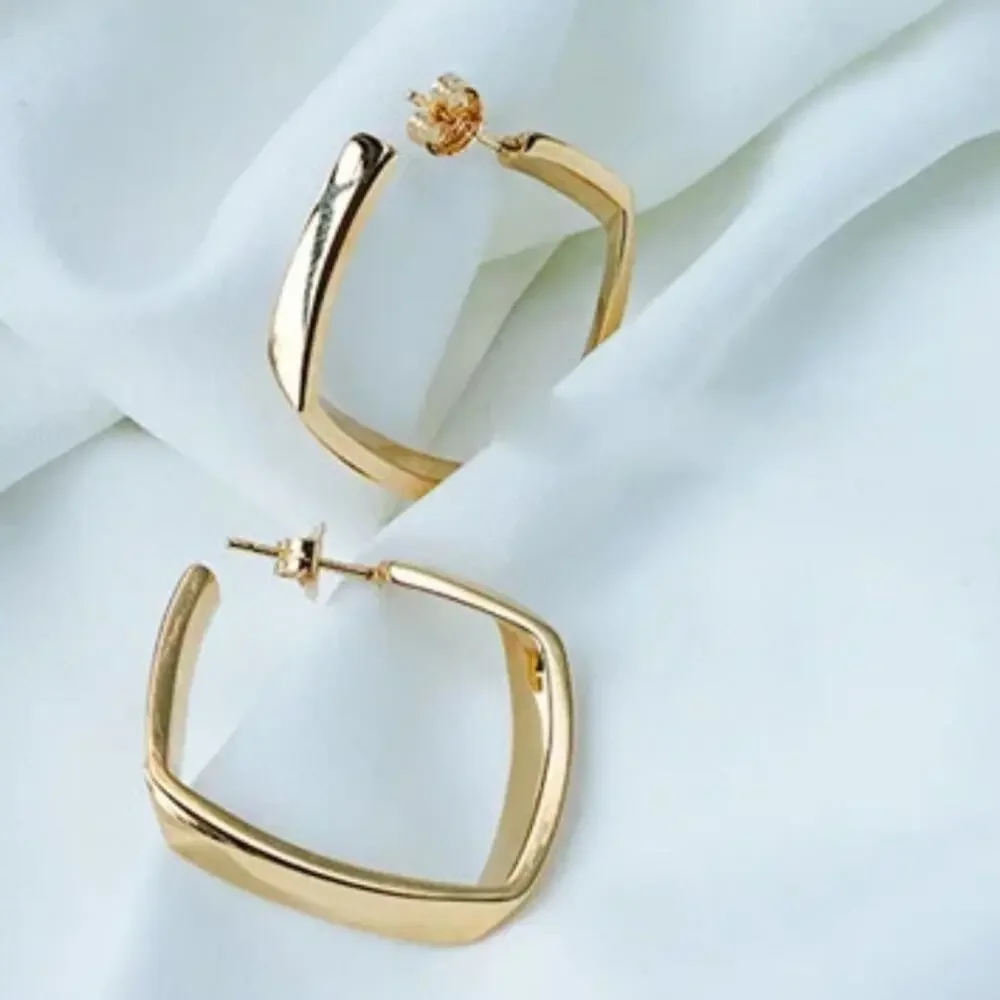 NEW 18K yellow gold plated square classic hoop earrings jewelry B22A - Picture 4 of 8